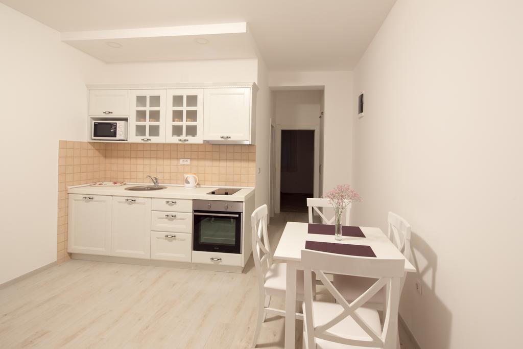 Apartments Raskovic Radanovići Εξωτερικό φωτογραφία