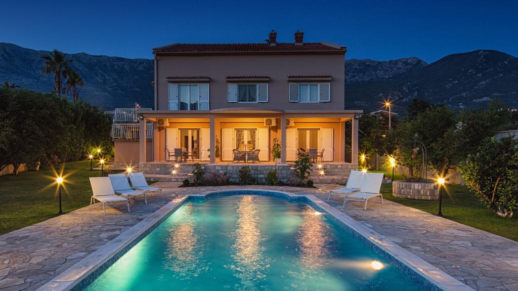 Apartments Raskovic Radanovići Εξωτερικό φωτογραφία