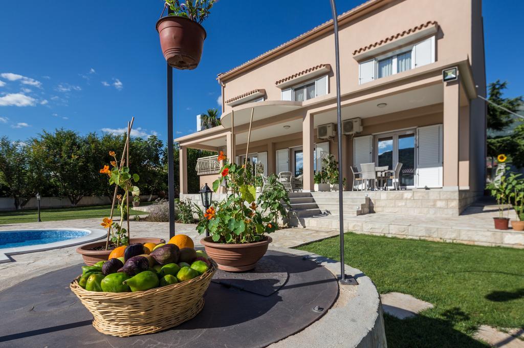 Apartments Raskovic Radanovići Εξωτερικό φωτογραφία