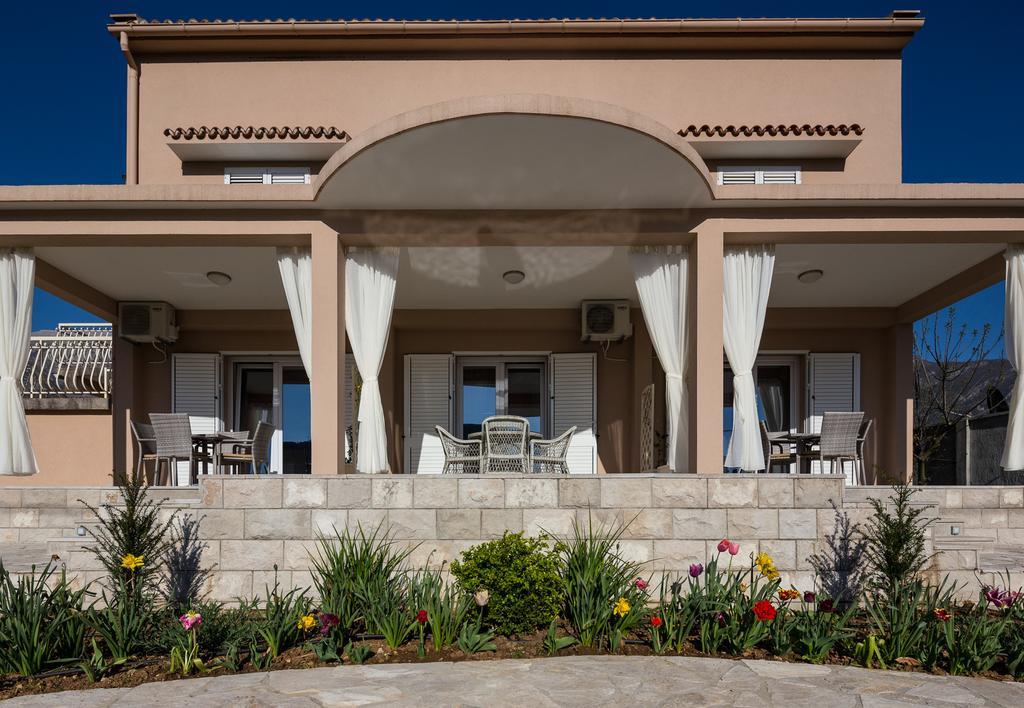 Apartments Raskovic Radanovići Εξωτερικό φωτογραφία